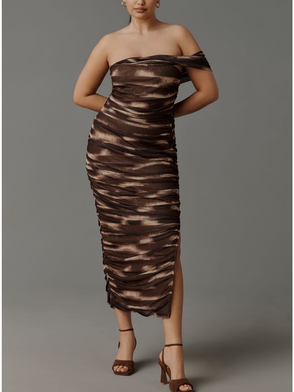 Elliatt One-Shoulder Ruched MeshMidi Dress in Chocolate